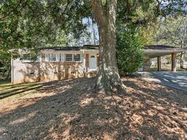 216 Briarwood Dr, Dallas, GA 30132