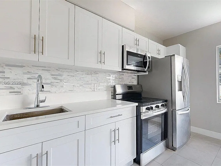 74 W 15th St #1 — Photo 13