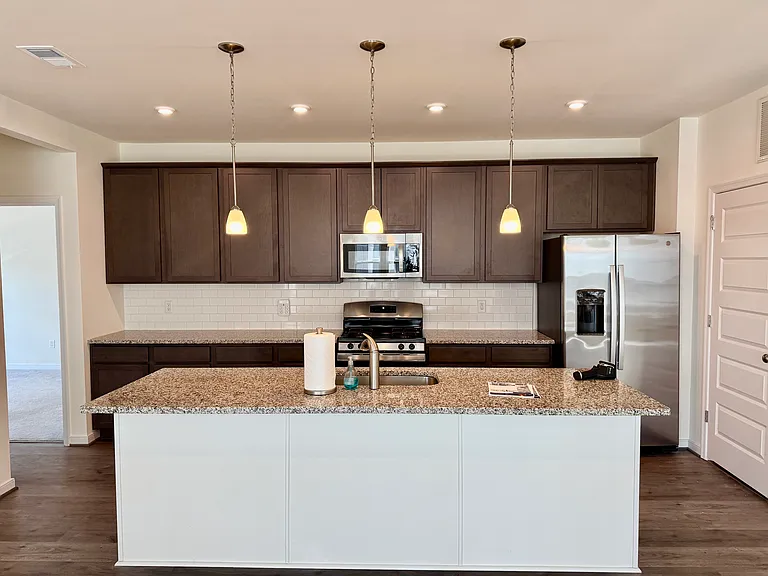 12105 Oxford Landing Ln #201 — Photo 7