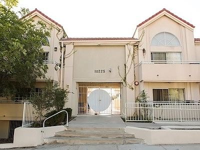 2nd image of 10225 Hillhaven Ave APT 101