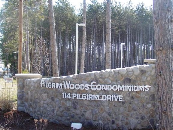 2nd image of 114 Pilgrim Dr #8