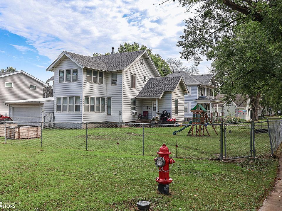 1st image of 511 5th Ave N