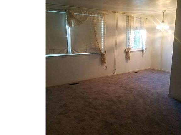 3rd image of 12539 Biscayne Dr