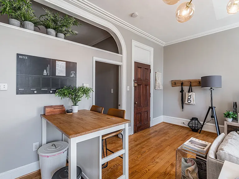 Short Term Rentals — Photo 19