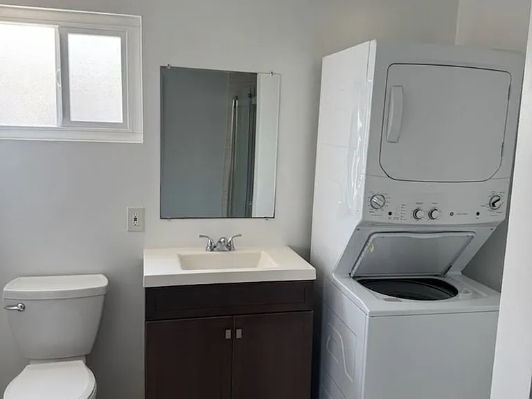 21013 Reynolds Dr — Photo 11