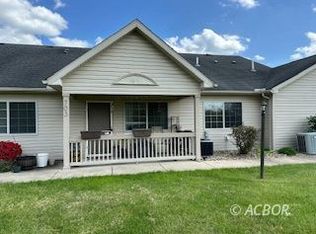 703 Altamonte Dr, Athens, OH 45701