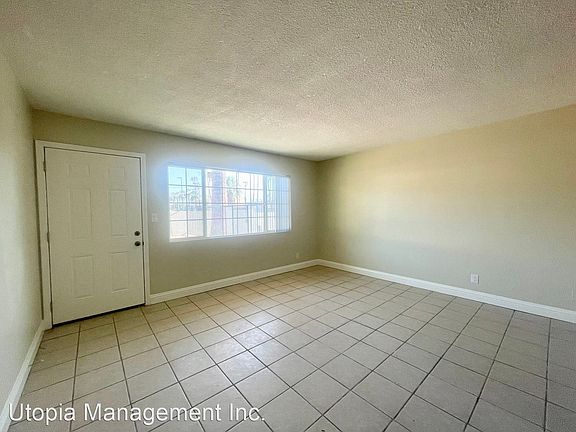 4th image of 45371 Park St APT 1