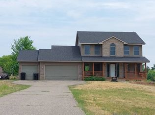 25943 106th St NW, Zimmerman, MN 55398