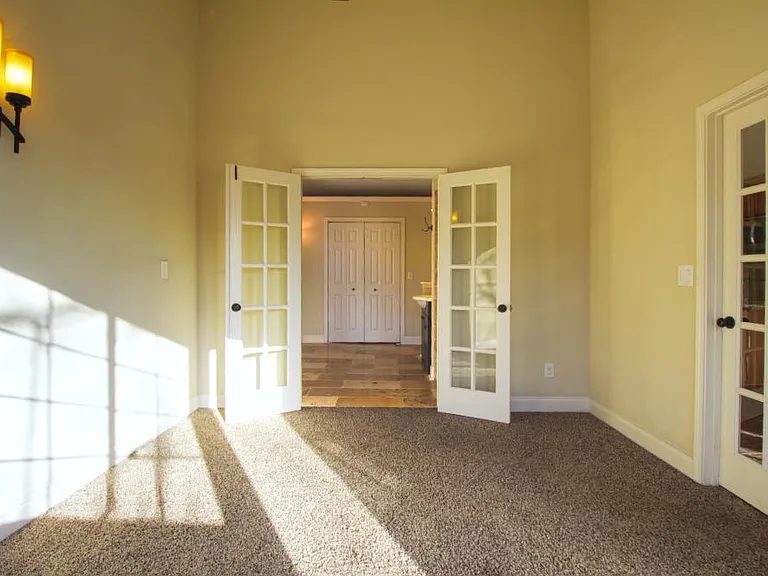 2220 Lenox Rd NE — Photo 12