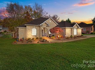 202 Stone Ridge Dr, Salisbury, NC 28146