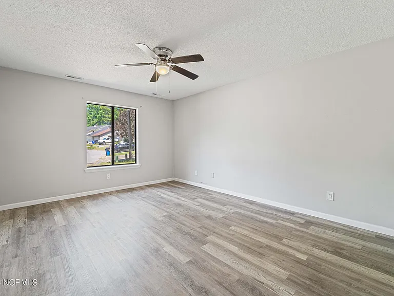 18 S Onsville Pl — Photo 10