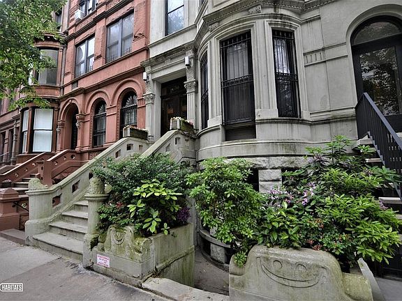 5th image of 36 W 76th St APT G