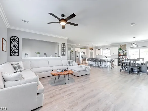 5041 Graystone Dr, Pahrump, NV 89061