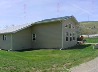 620 Lewis St, Belt, MT 59412