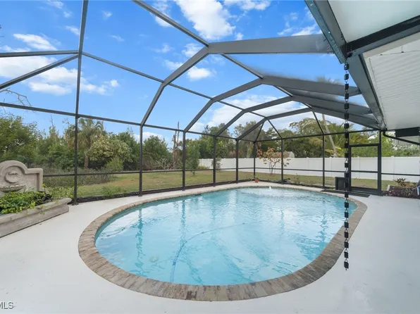5830 SW 1st Ct, Cape Coral, FL 33914
