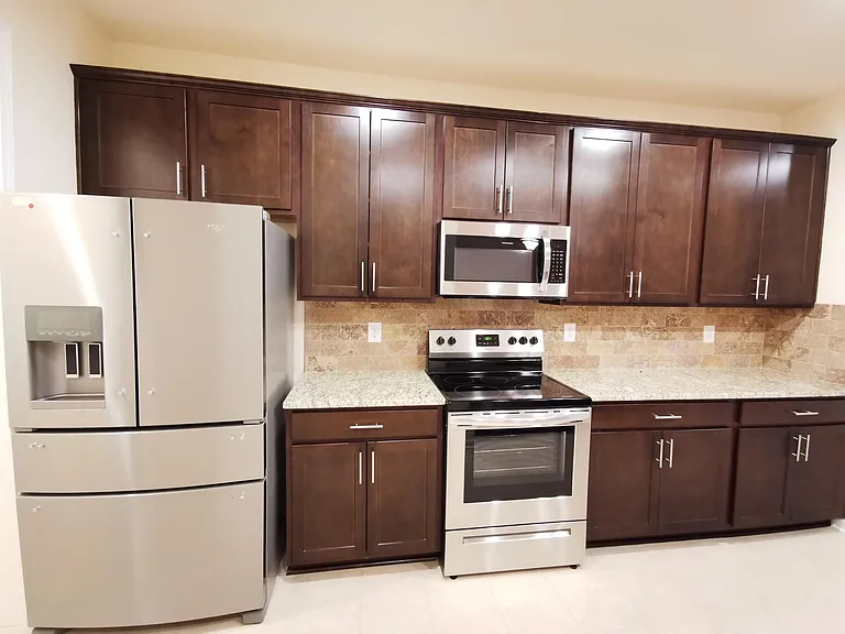 4425 Almanor Cir — Photo 10