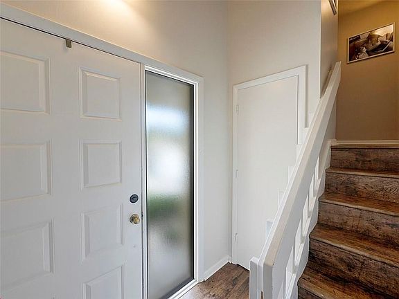 2nd image of 3931 SW Greenwood Way APT E