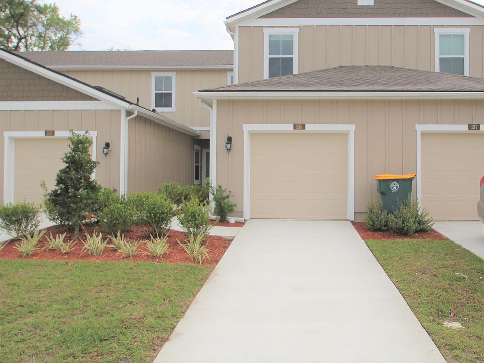 1st image of 335 Aralia Ln #1