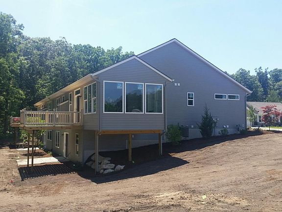 4th image of 14090 Landon Ln #14