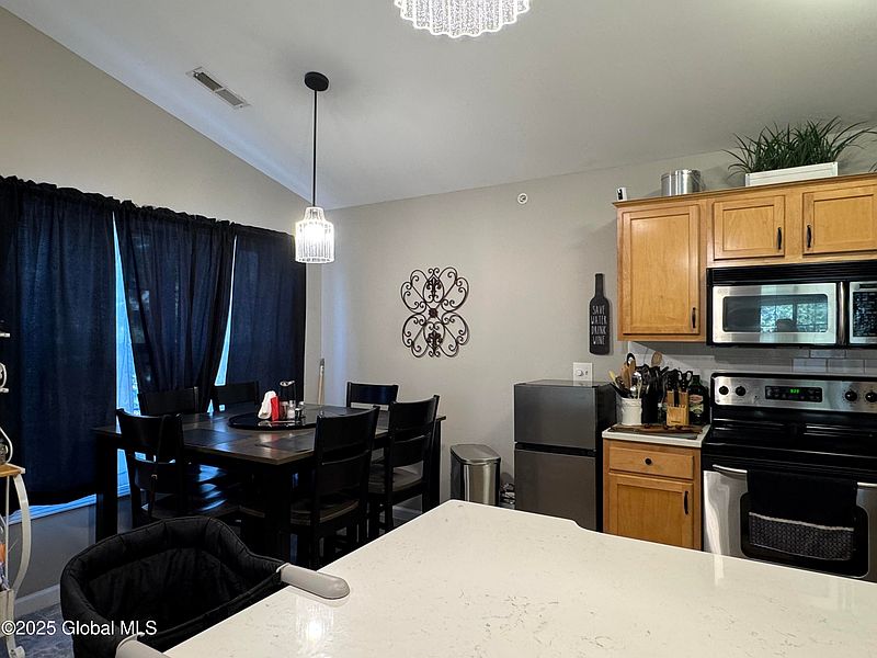 4th image of 507 Cedar Run