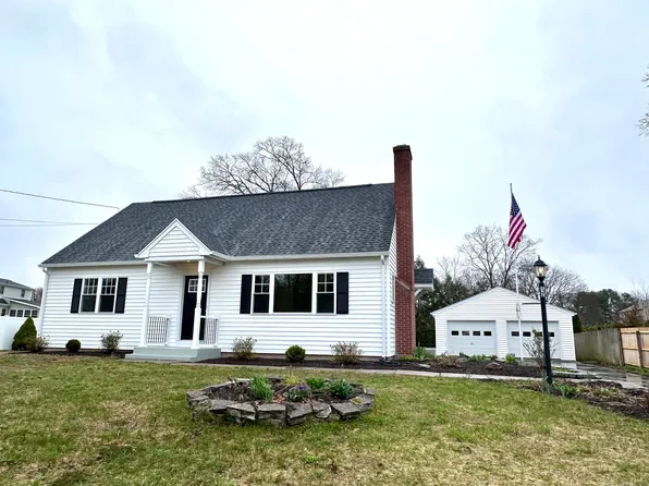 12 John Street, Windsor Locks, CT 06096