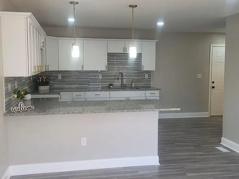 4318 E 12th Pl — Photo 2
