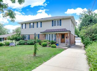 885 Glen Oak Ave, Glen Ellyn, IL 60137