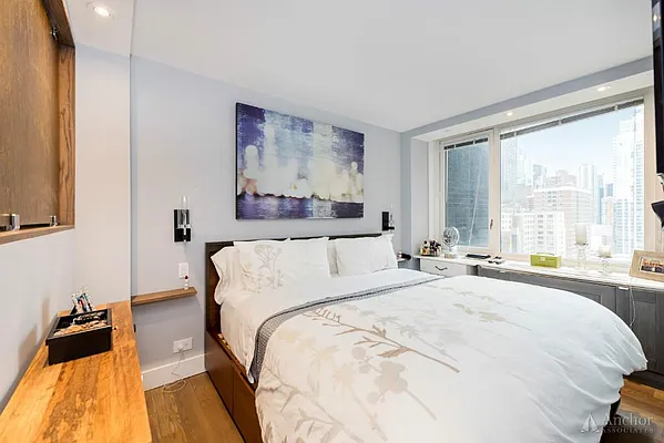 Rented by Anchor Associates | media 9