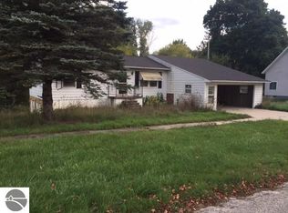 101 S Pine St, Marion, MI 49665