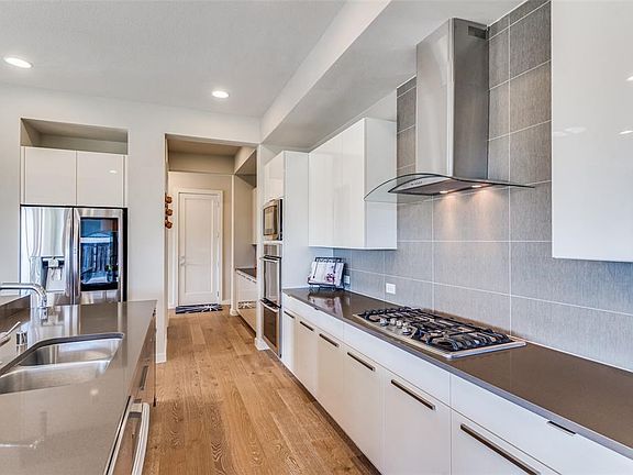 3rd image of 2882 Kettle Creek Dr