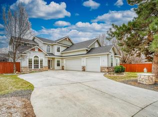 9961 W Dylan Ct, Star, ID 83669