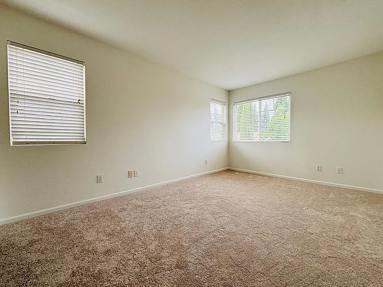979 Seabough Ct — Photo 14