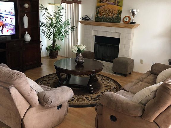4th image of 10658 Stanwell Cir