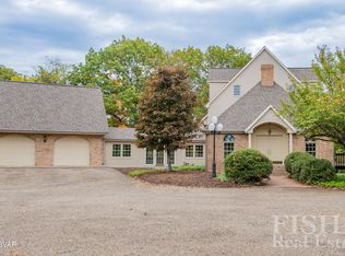 1281 Windfield Dr, Williamsport, PA 17701