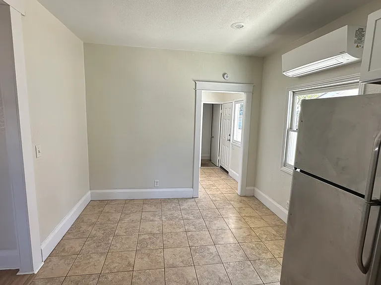 402 S Sycamore St #402 — Photo 17