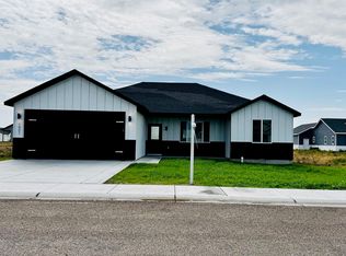 1501 Parker Dr, Rupert, ID 83350
