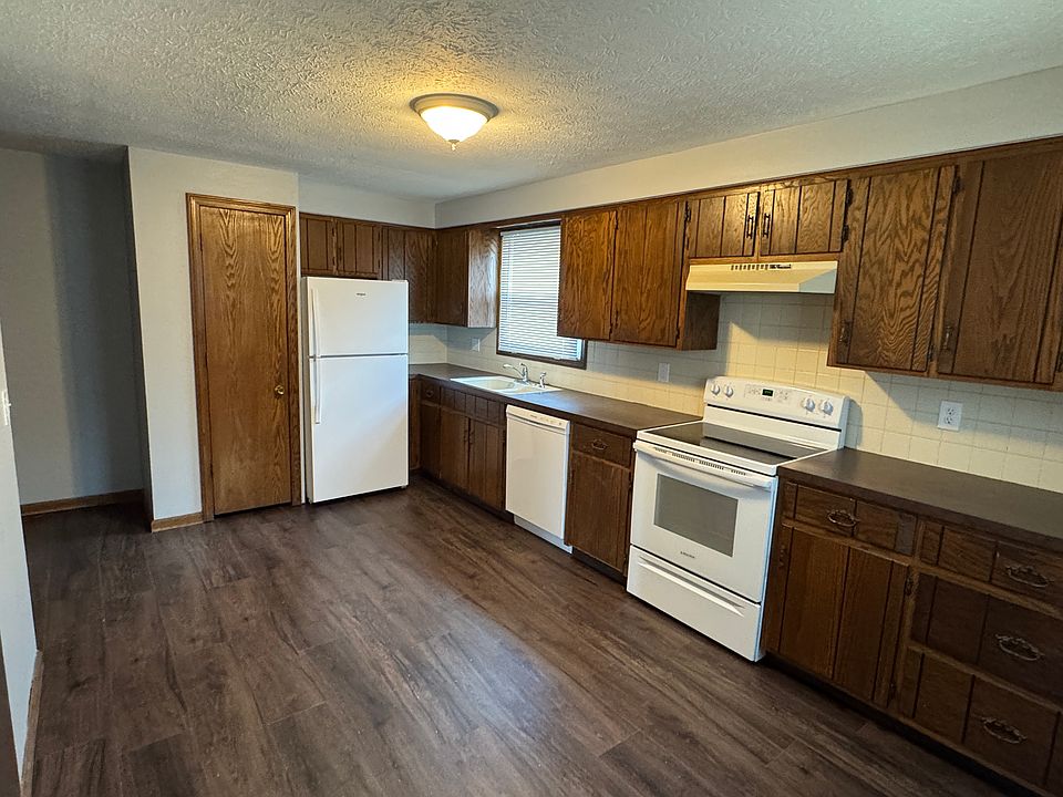 2nd image of 407 Navaho St