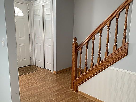 4th image of 1374 S Lyn Cir