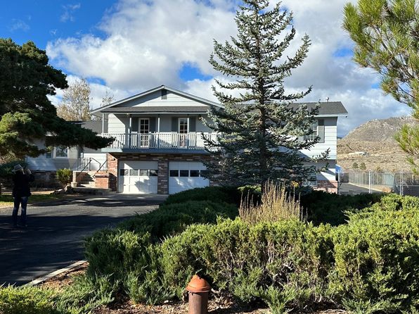 3528 Arcadia Dr