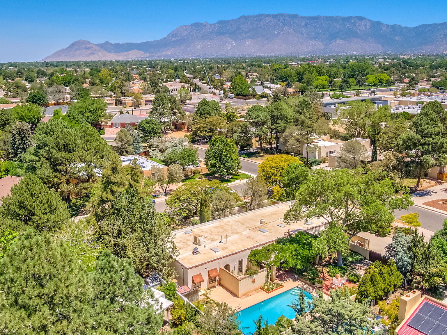 8720 La Sala Del Centro NE, Albuquerque, NM 87111 Zillow