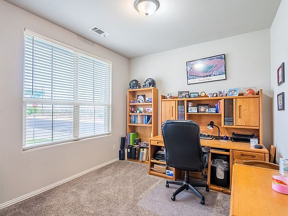 4th image of 6901 Boss Ranch
