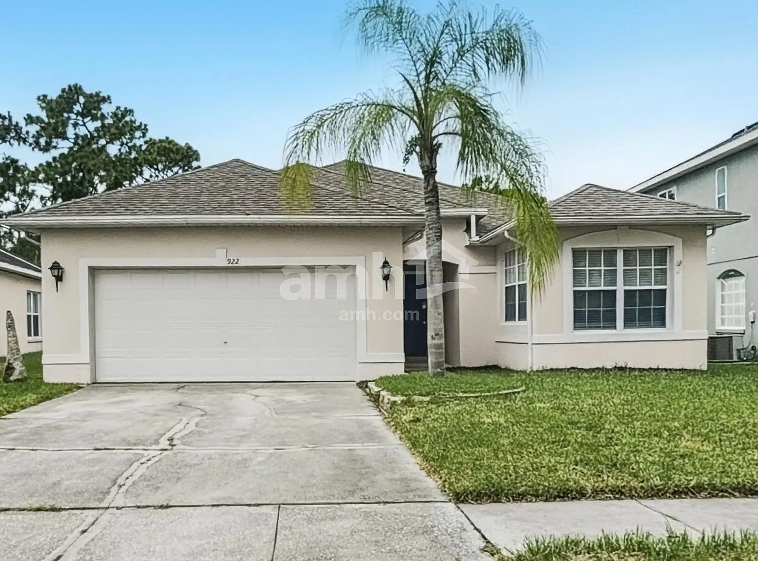 3 bed, 2.0 bath, 1643 sqft, $2,395 — Photo 1