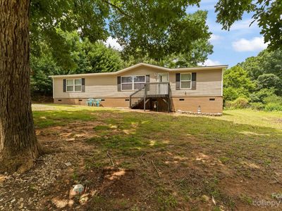 1527 Meadowbrook Ln, Hickory, NC, 28602