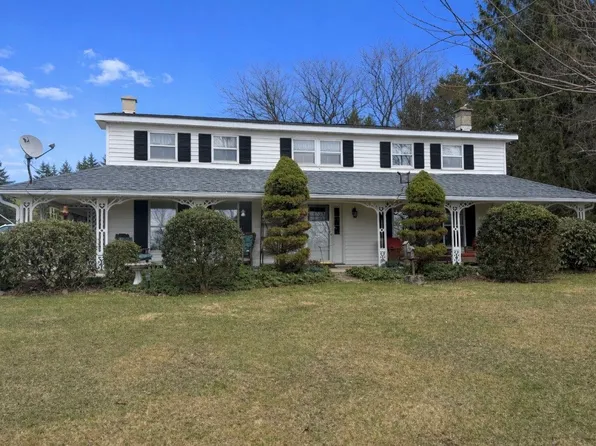 10806 Tuttle Dr, Corning, NY 14830