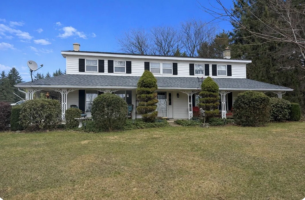 10806 Tuttle Dr photo 1