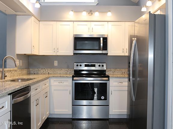 4th image of 2232 TWIN PINES Circle W