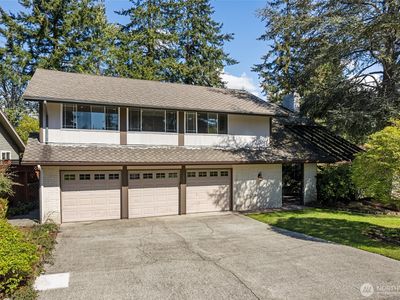 2422 168th Avenue NE, Bellevue, WA, 98008