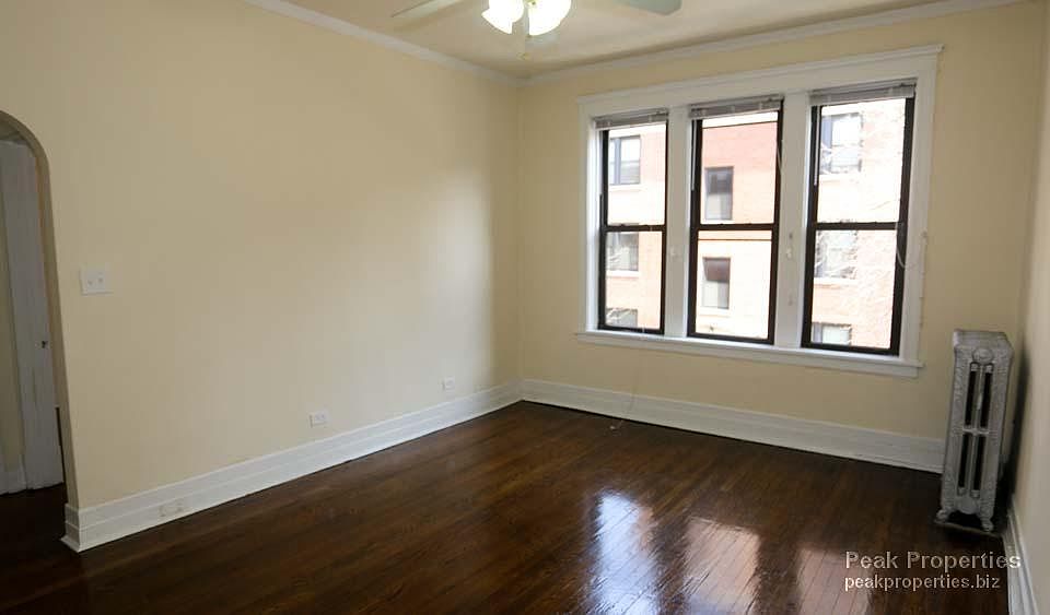 1st image of 3166 N Hudson Ave #1