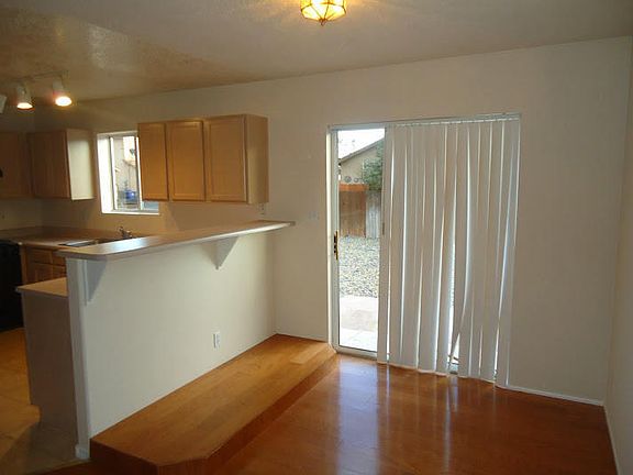 5th image of 6000 Star Gazer Ave NW