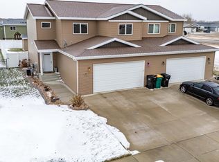 313 Irvine Loop, City of bismarck, ND 58504